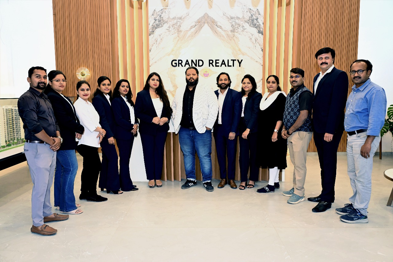 Mandate Team